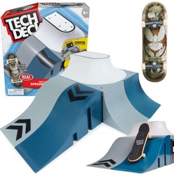 Tech Deck Fingerboard Speedway Hop Ramp + Skateboard Set